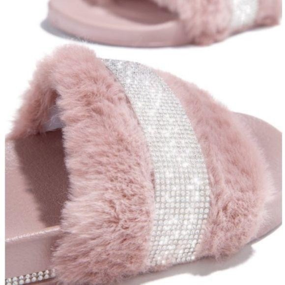 !! NEW !! Faux Fur Embellished Slides in Mauve - Picture 2 of 5